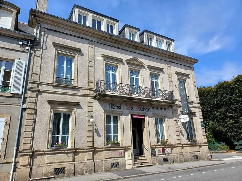 Contact hotel Le Rohan - Image 1