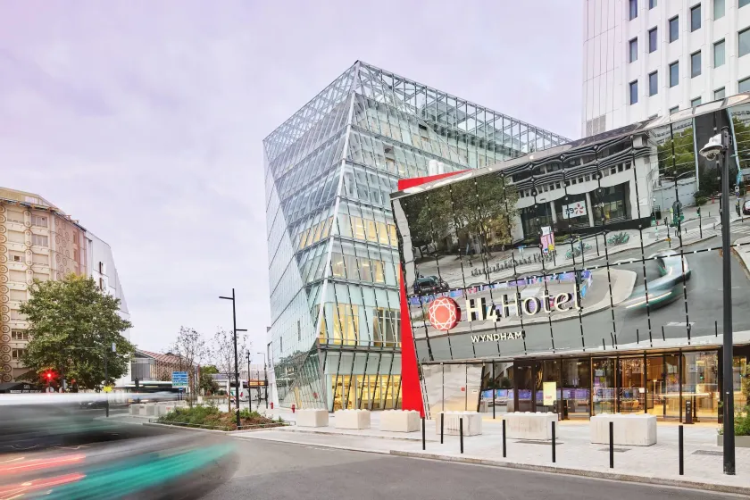 H4 Wyndham Paris Pleyel - Image 1