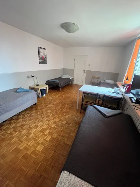 Lama Rooms - Image 1