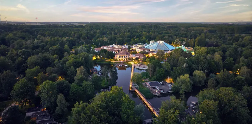 Hotel Eemhof by Center Parcs - Image 1