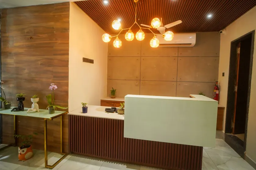 Hotel Lunar Stays - Image 1