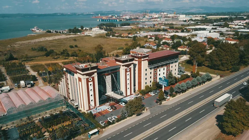 Elegance Resort Hotel & SPA Wellness-Aqua - Image 1