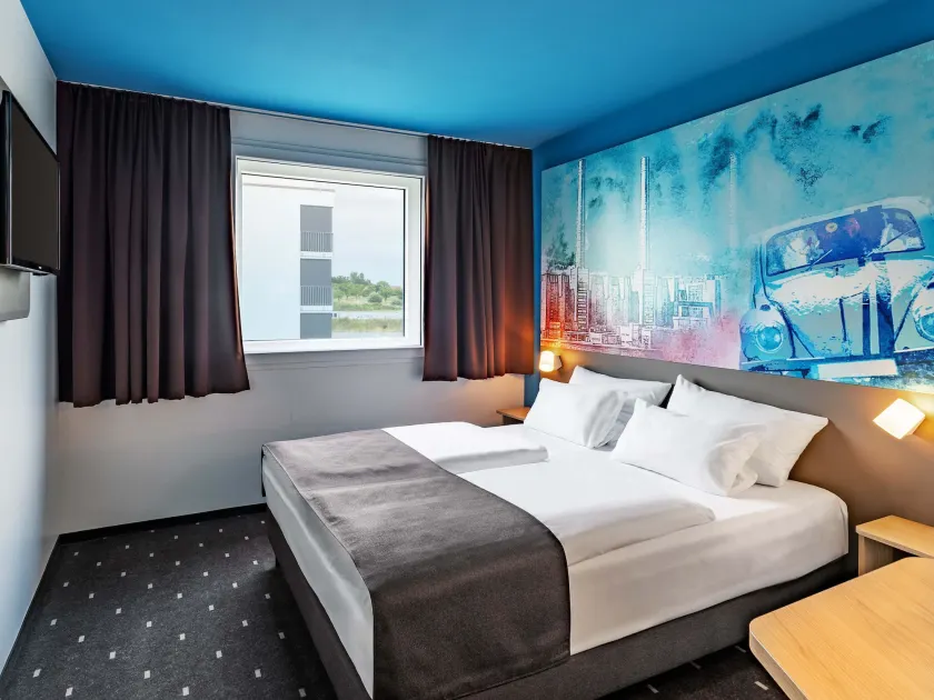 B&B Hotel Wolfsburg-Weyhausen - Image 1