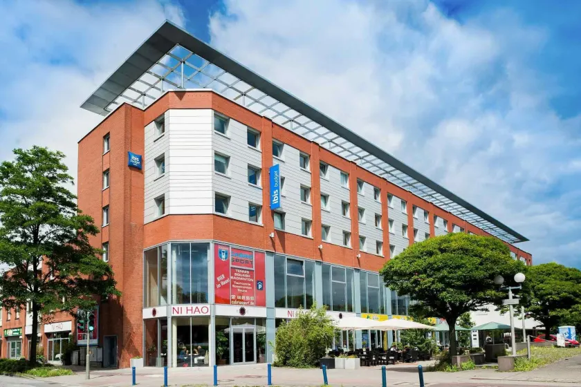 Ibis budget Hamburg City Ost - Image 1
