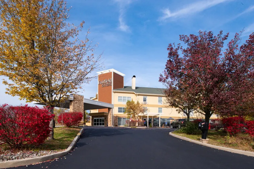 Fairfield Inn & Suites Goshen Middletown - Image 1