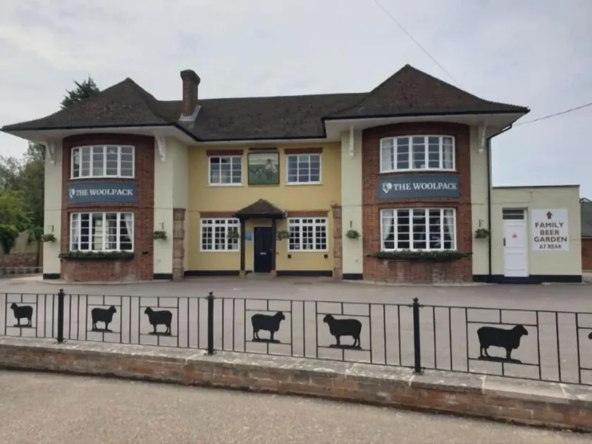 Woolpack Inn - Image 1