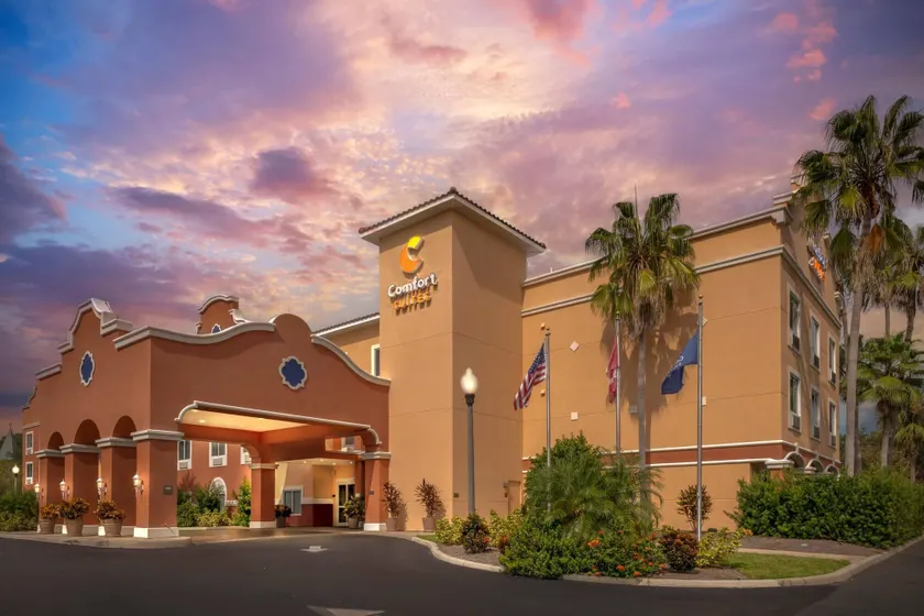 Comfort Suites Lady Lake - The Villages - Image 1