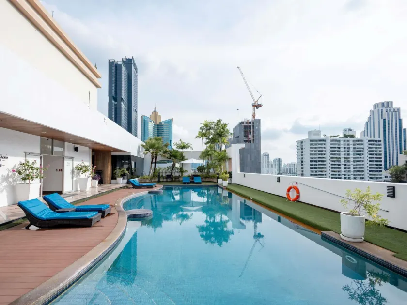 Grand Mercure Bangkok Asoke Residence - Image 1