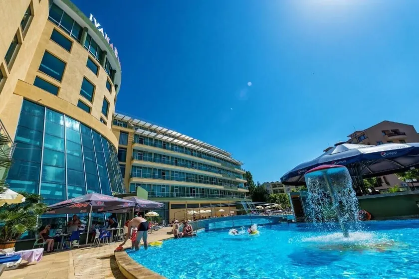 Ivana Palace Hotel - Free Parking - Image 1