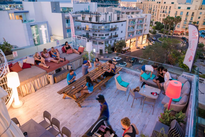 Marco Polo Party Hostel - Image 1