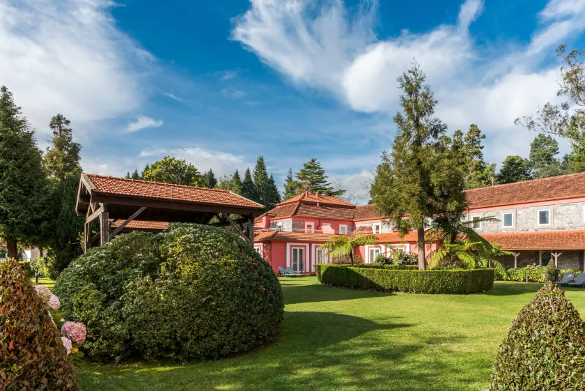 Enotel Santo da Serra - Image 1