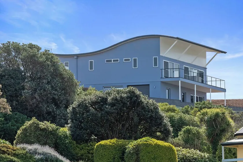 Rose's Villa - Image 1