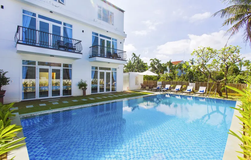 Hoi An Sunny Pool Villa - Image 1