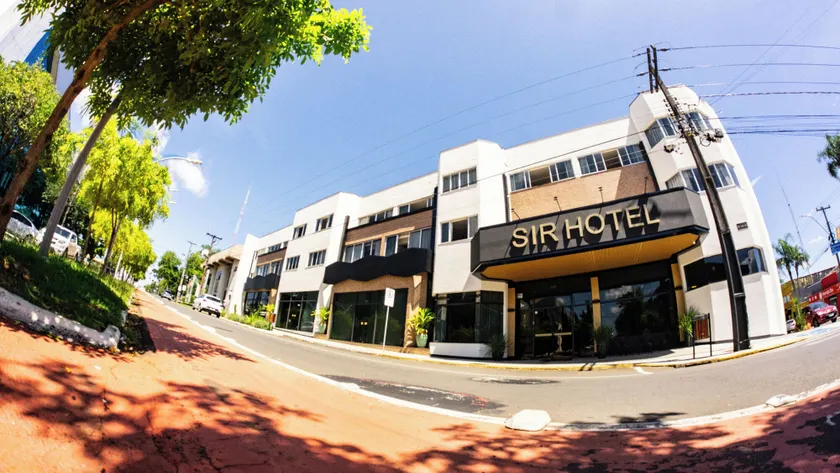 Sir Hotel - Image 1