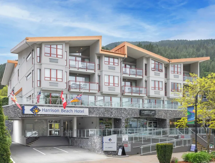 Harrison Beach Hotel - Image 1