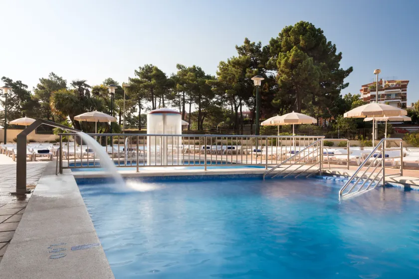 H·TOP Royal Star & SPA - Image 1
