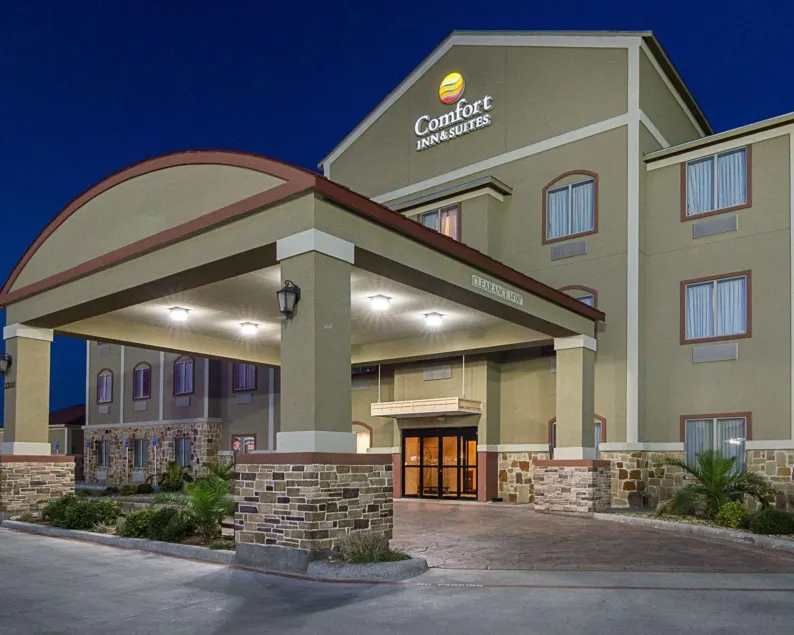 Comfort Inn & Suites Monahans I-20 - Image 1