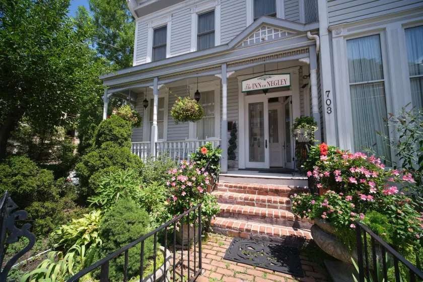 The Inn on Negley - Image 1