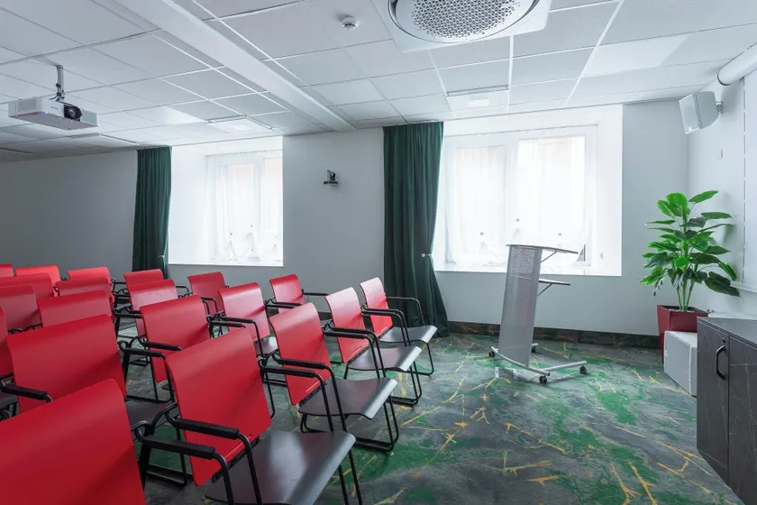 Algiro Hotel - Image 1