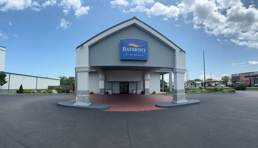 Baymont by Wyndham Michigan City - Image 1