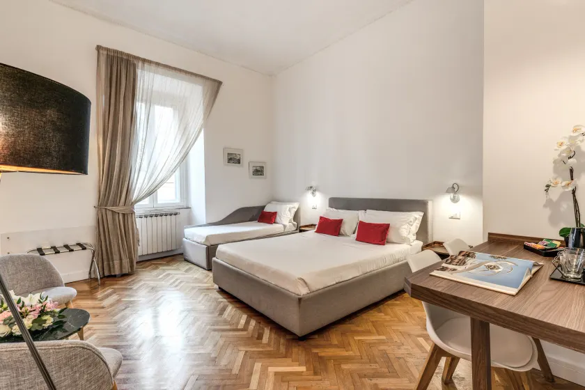 Little Queen Relais - Image 1