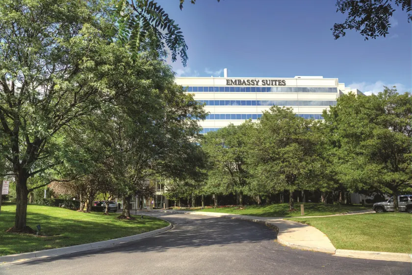 Embassy Suites by Hilton Detroit Troy Auburn Hills - Image 1