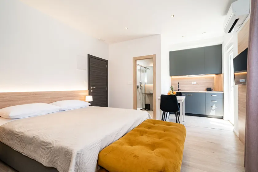 Bacan Serviced Apartments - Image 1