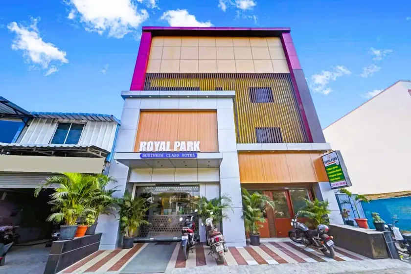 HOTEL ROYAL PARK - Image 1