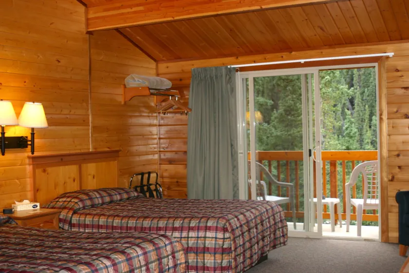 Denali Grizzly Bear Resort - Image 1