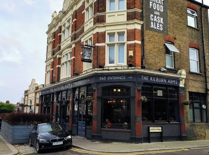 OYO The Kilburn Arms - Image 1