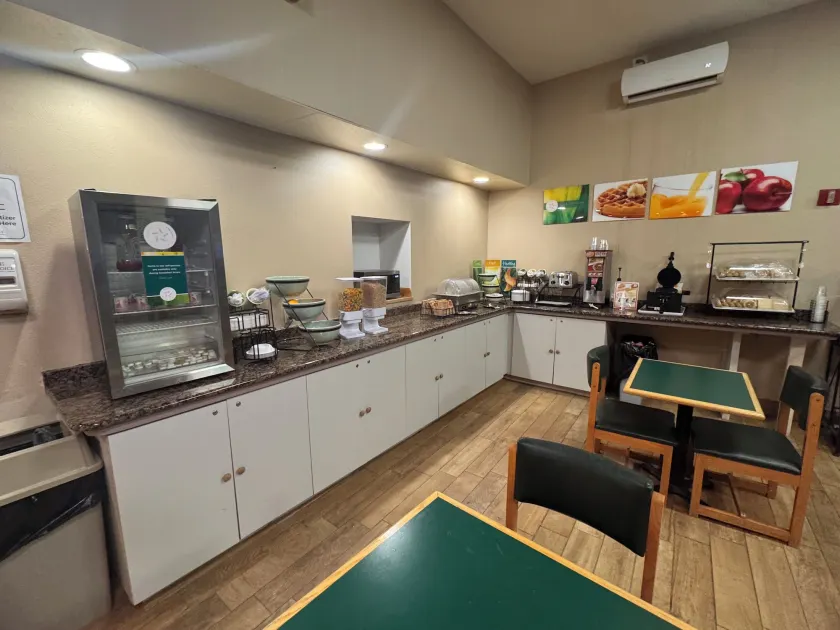 Quality Inn Waynesburg - Morrisville - Image 1