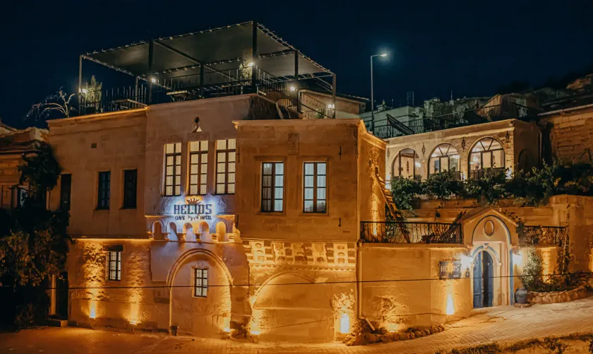 Helios Cave Hotel - Image 1