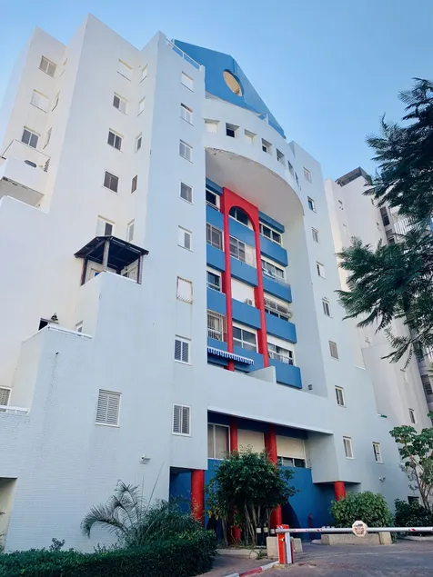 Royal Sea Studio - Image 1