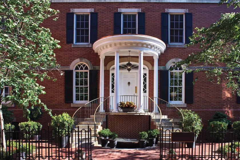 Morrison House Old Town Alexandria, Autograph Collection - Image 1