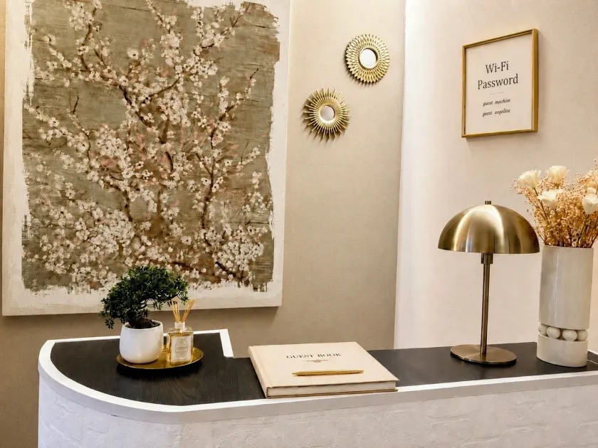 The Corso - Lobby