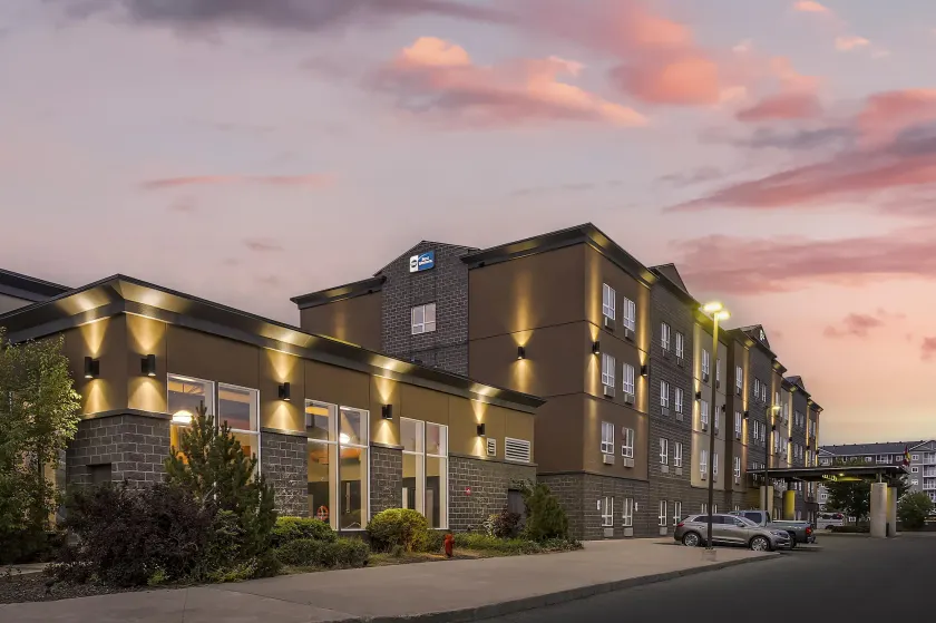 Best Western Blairmore - Image 1