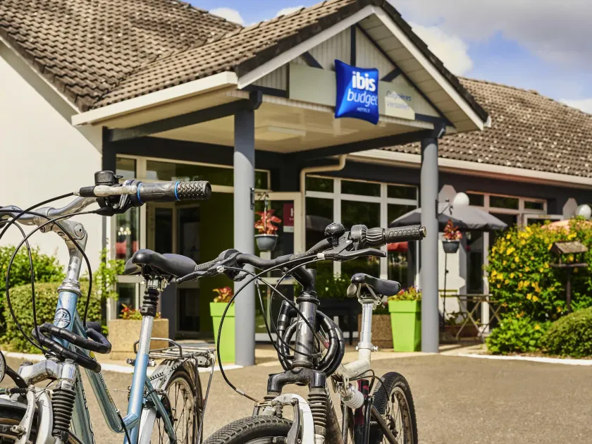 Ibis Budget Versailles Coignieres - Image 1