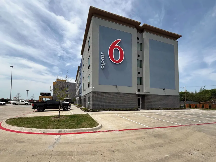 Studio 6 Dallas, TX – Fair Park - Image 1