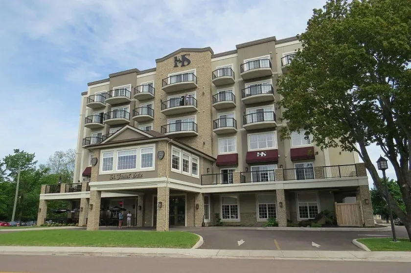 Hôtel Shediac - Image 1