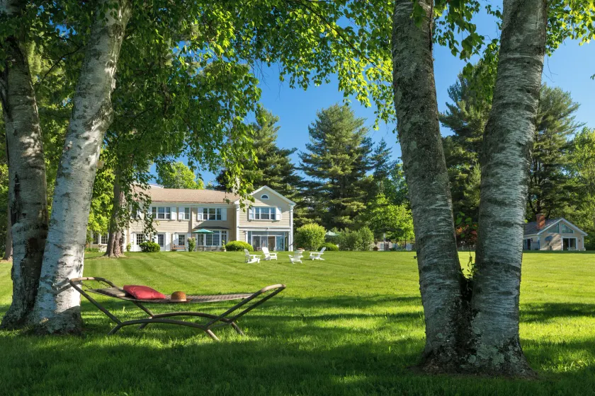 Devonfield Inn - Image 1