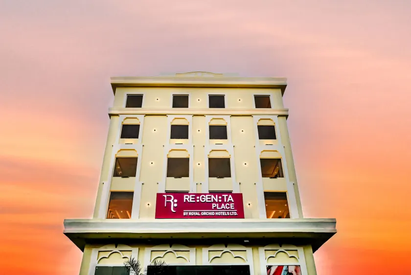 Regenta Place Jhansi by Royal Orchid Hotels Limited - Image 1