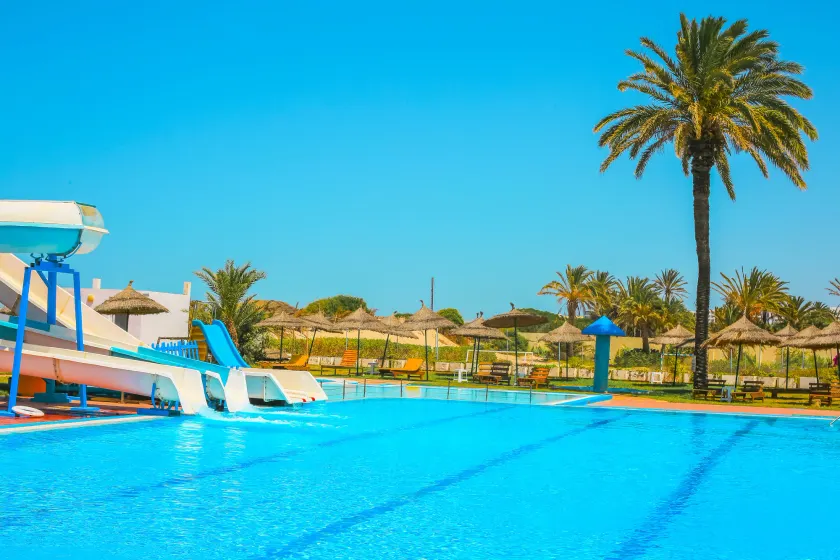 Hotel Neptunia Skanes - Image 1