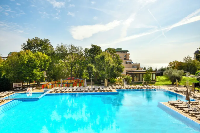 Apart Hotel Golden Line - Image 1