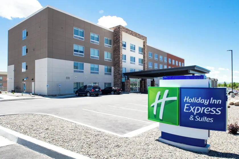 Holiday Inn Express & Suites - Elko by IHG - Image 1