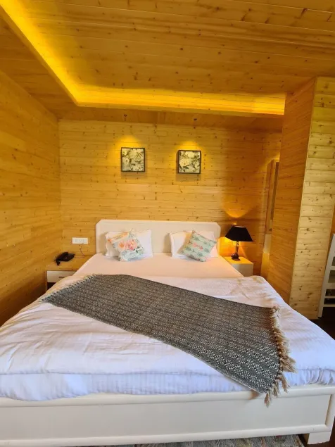 Kaffberry Cafe & Homestays - Room