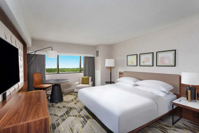 Sheraton Edison - Image 1
