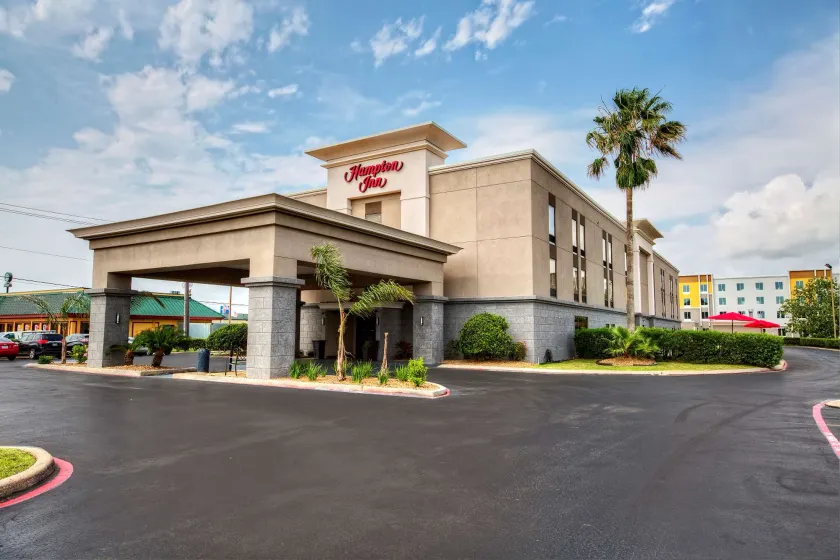 Hampton Inn Houston Baytown - Image 1