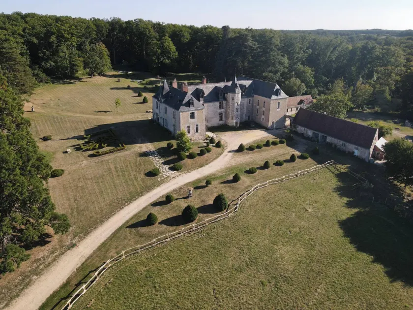 Château de Valesne - Image 1