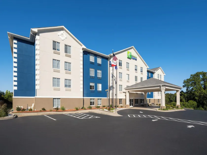 Holiday Inn Express Charlotte West - Gastonia by IHG - Image 1