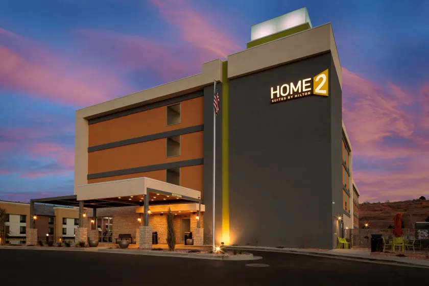 Home2 Suites by Hilton Page Lake Powell - Image 1